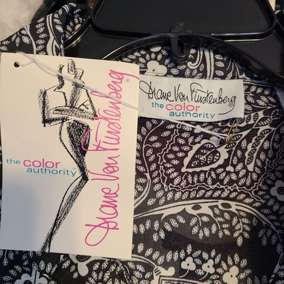 Diane Von Furstenberg NEW TAGS Blouse size small - Picture 13 of 14